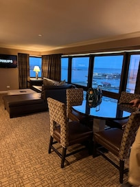 Marina Suite