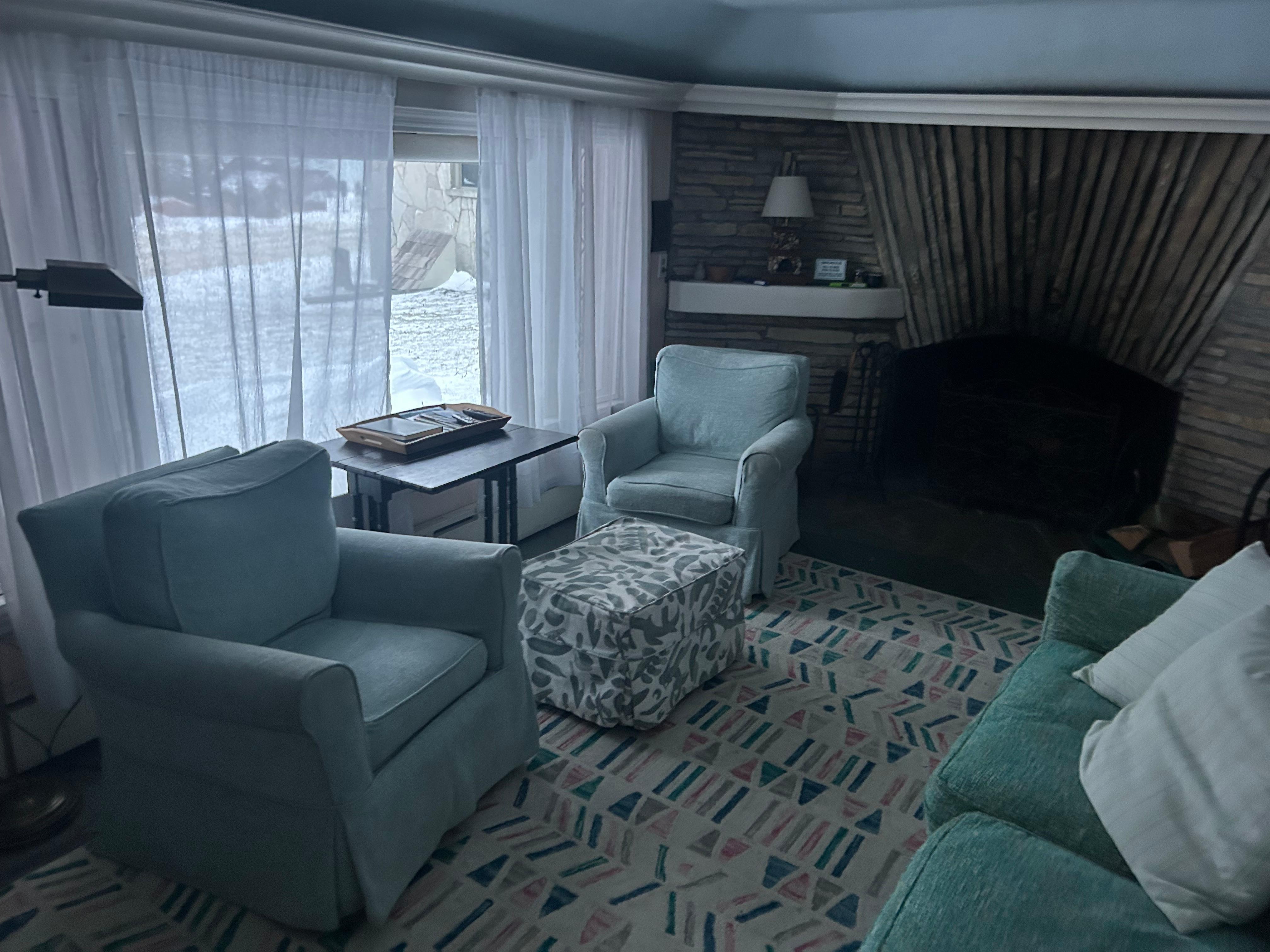 Perfect cozy spot to enjoy the view. 