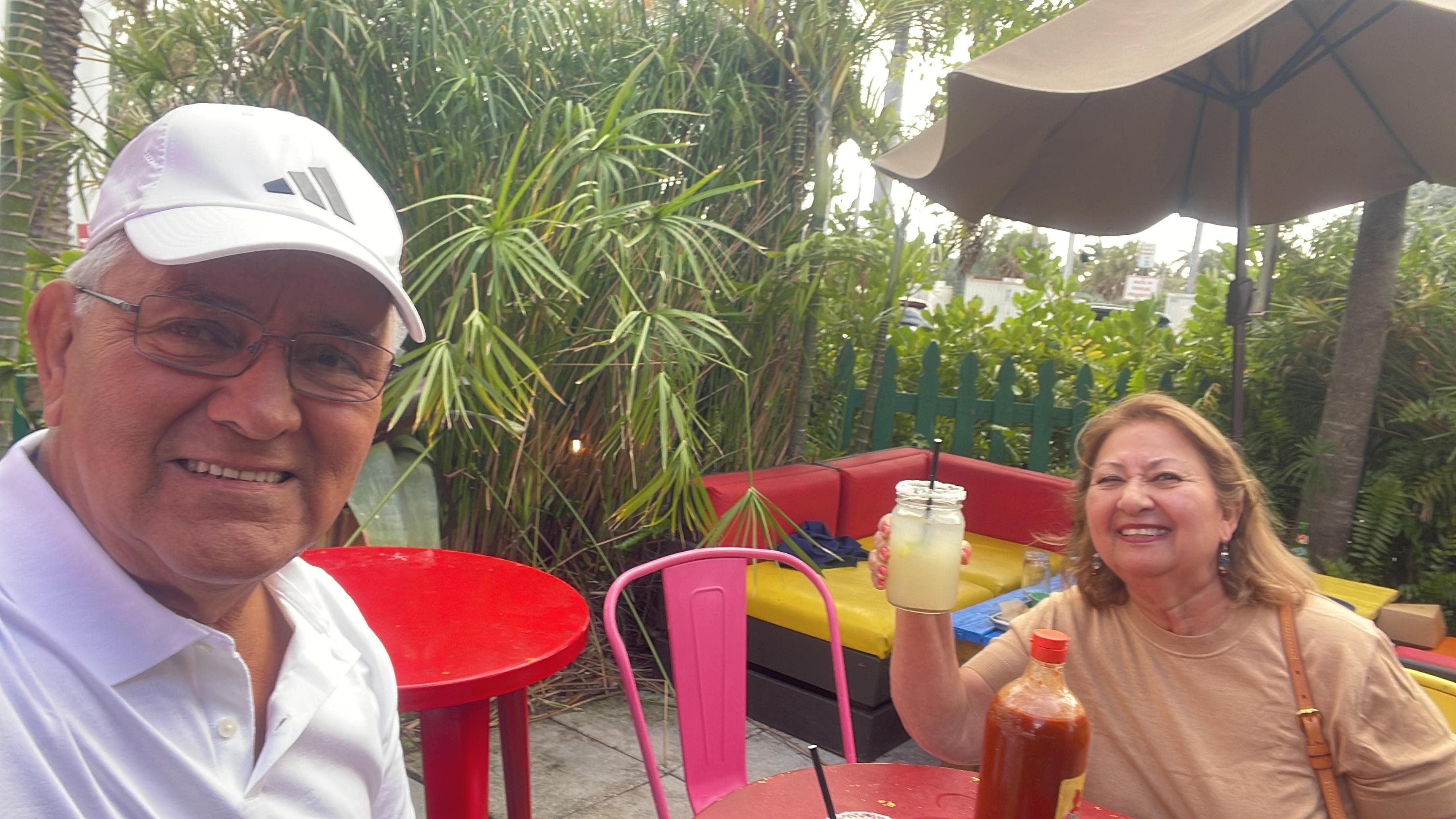 We have Margaritas in a bar thanks to Hollywood Beach Suites!!!!!!