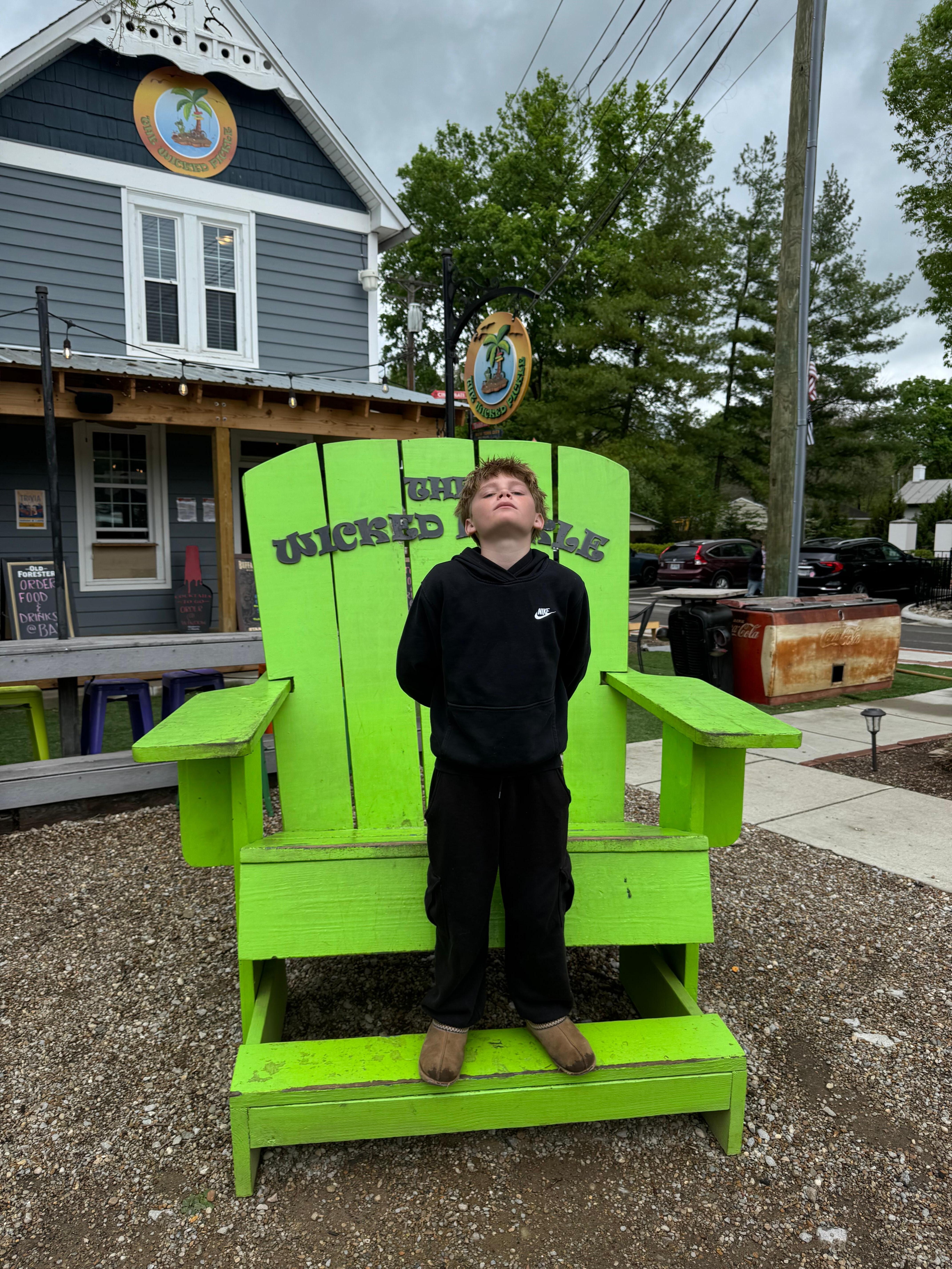 Wicked Pickle was a good lunch spot. Also ate at Bishop’s Quarter Bar and Paxton’s Grill for dinner. Got ice cream at Graeter’s.