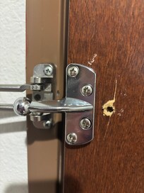 Door latch
