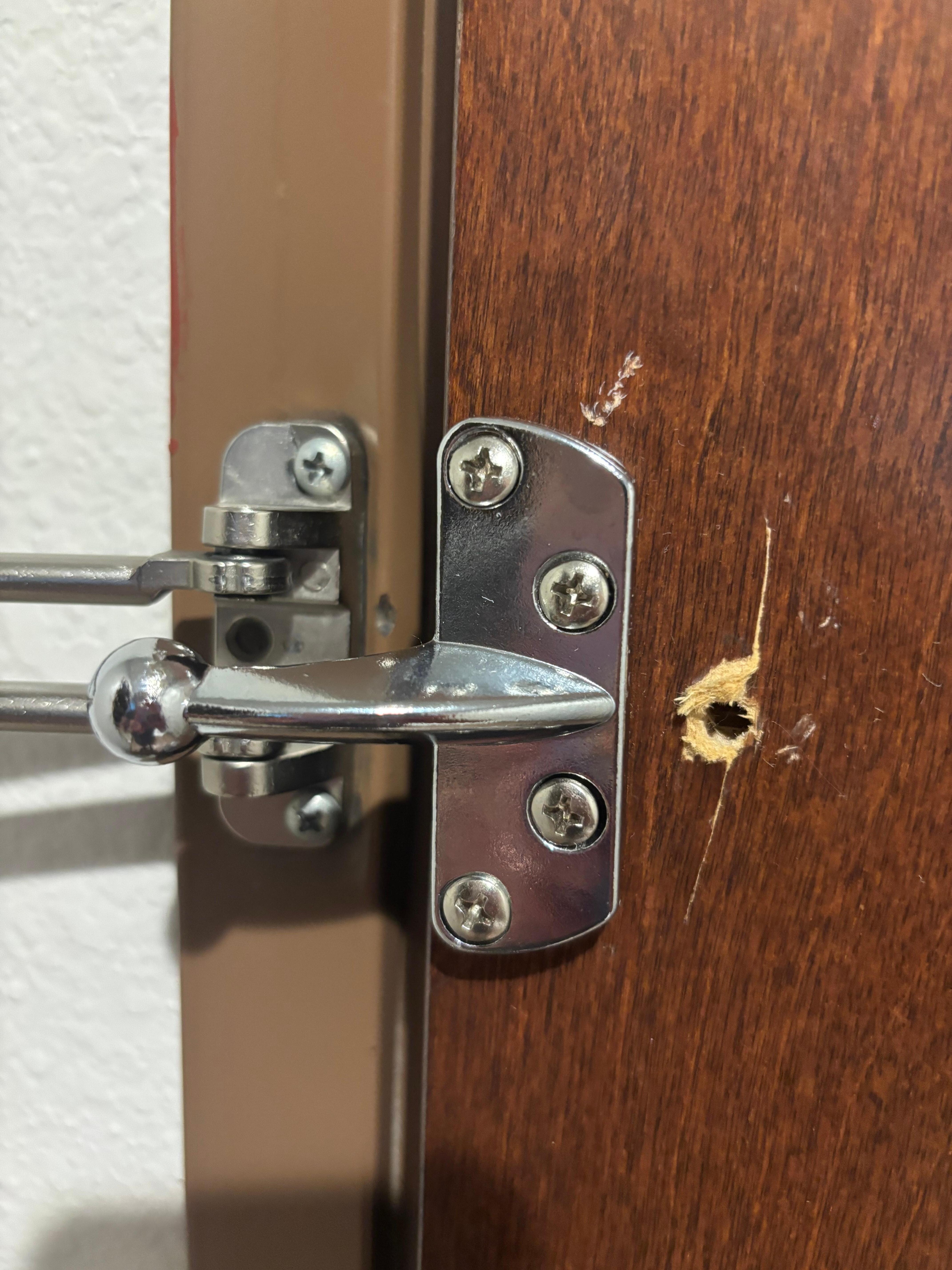 Door latch