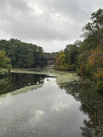 The bridge that’s just 6 walking minutes from the apartment!