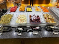 Top level (Asian, salads, fruits)