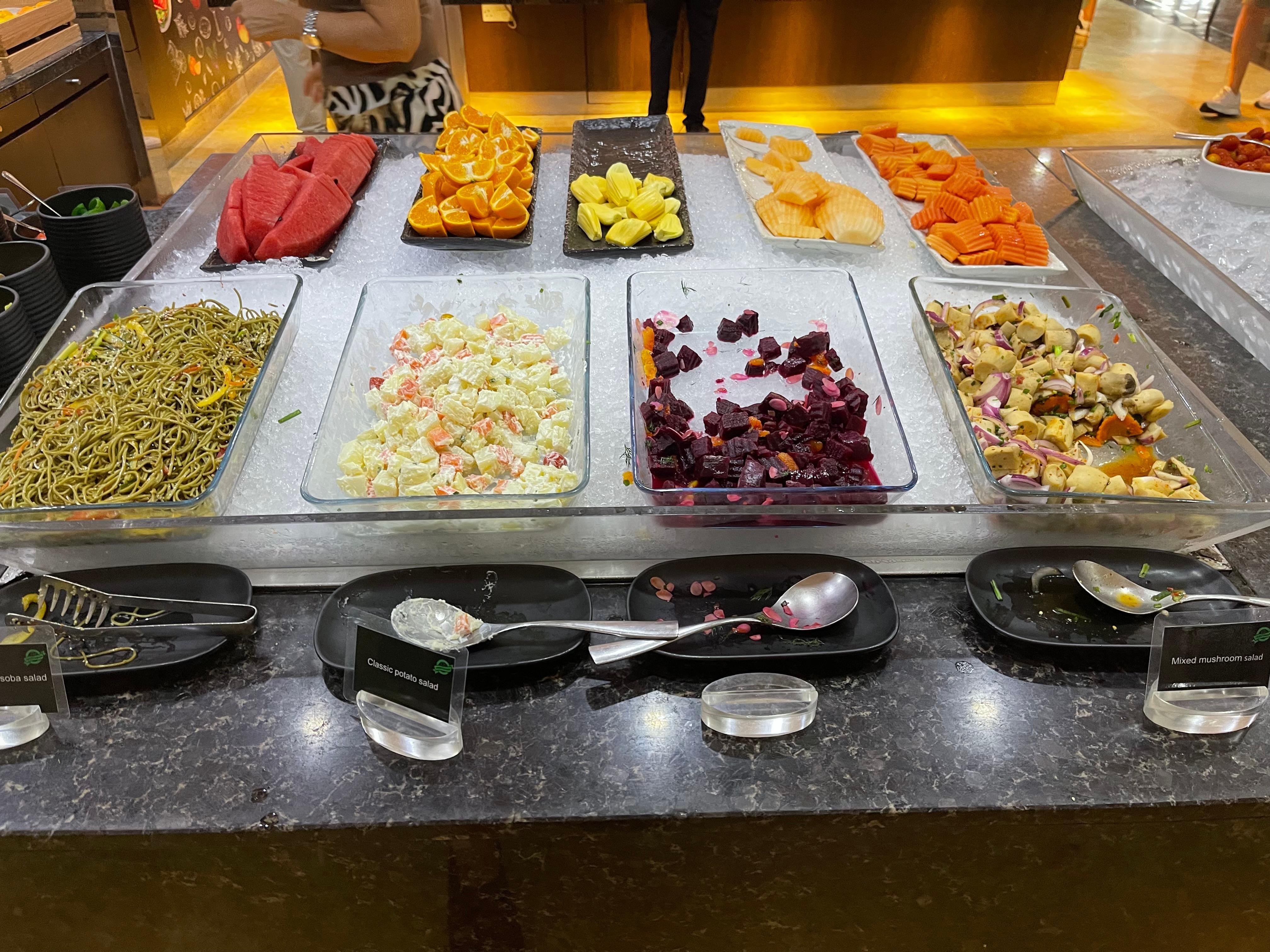Top level (Asian, salads, fruits)