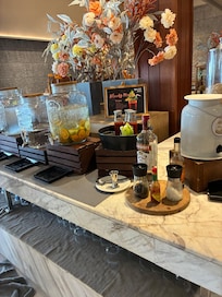 Alle hoteller burde tilbyde en bloody Mary til morgenmaden.