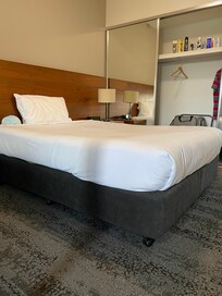 Sagging mattress, needs replacing