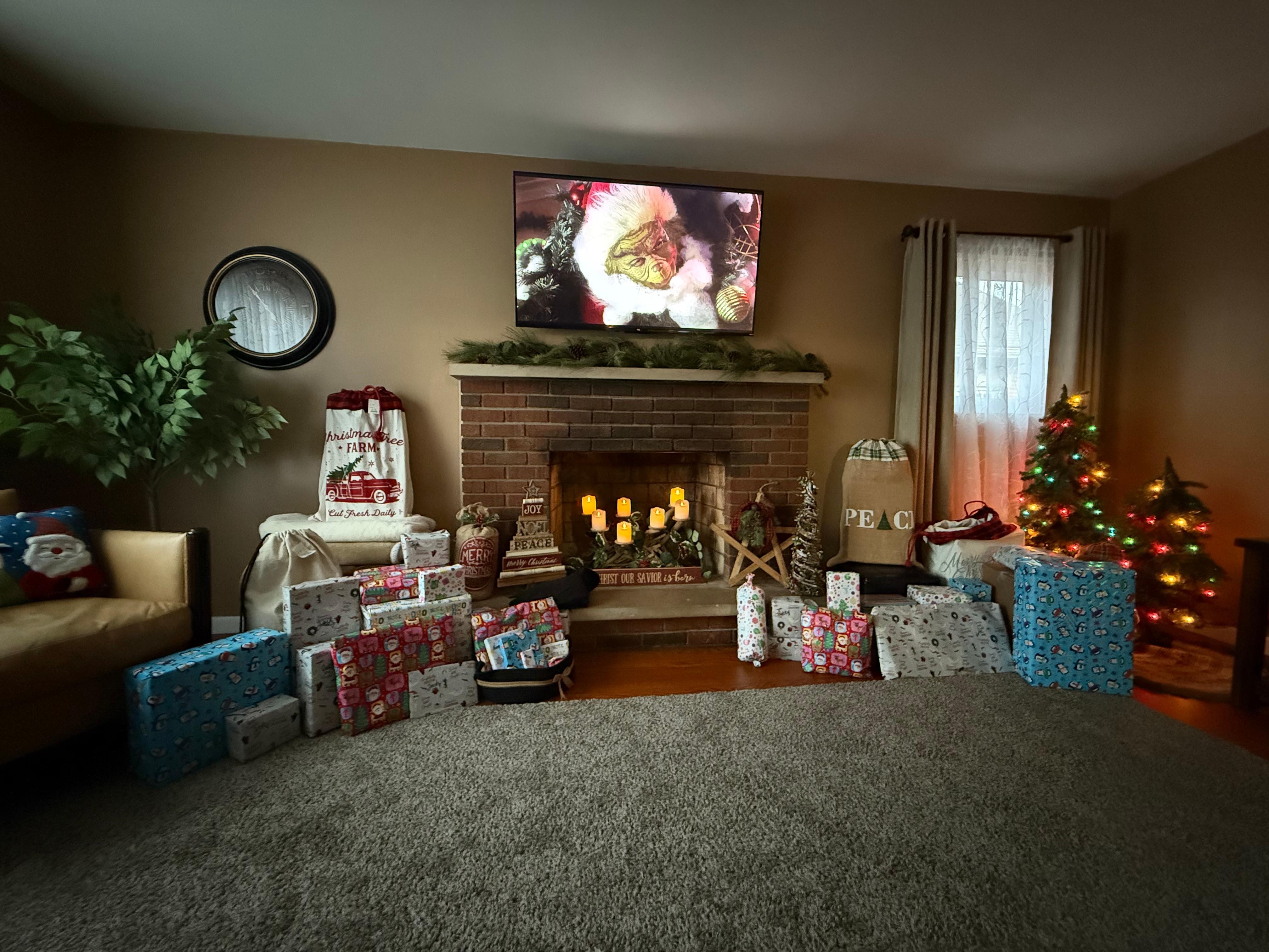 Beautiful Christmas decorations. 