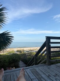 No zooming at all, just sitting on the back deck.