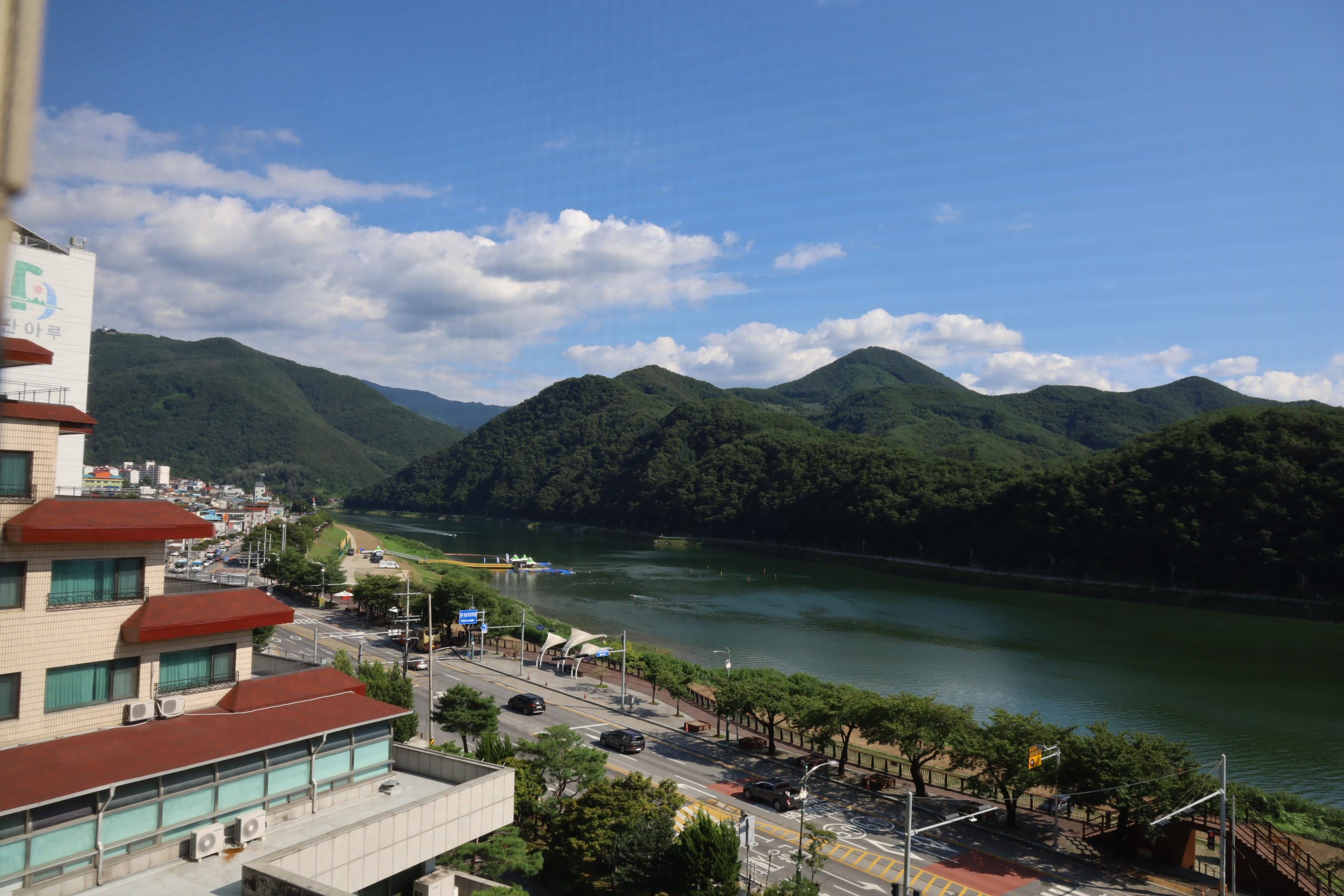호텔 창밖 풍경1