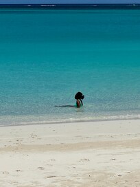 The beaches are so beautiful, I can’t imagine that this is a “real place”🤣🤣