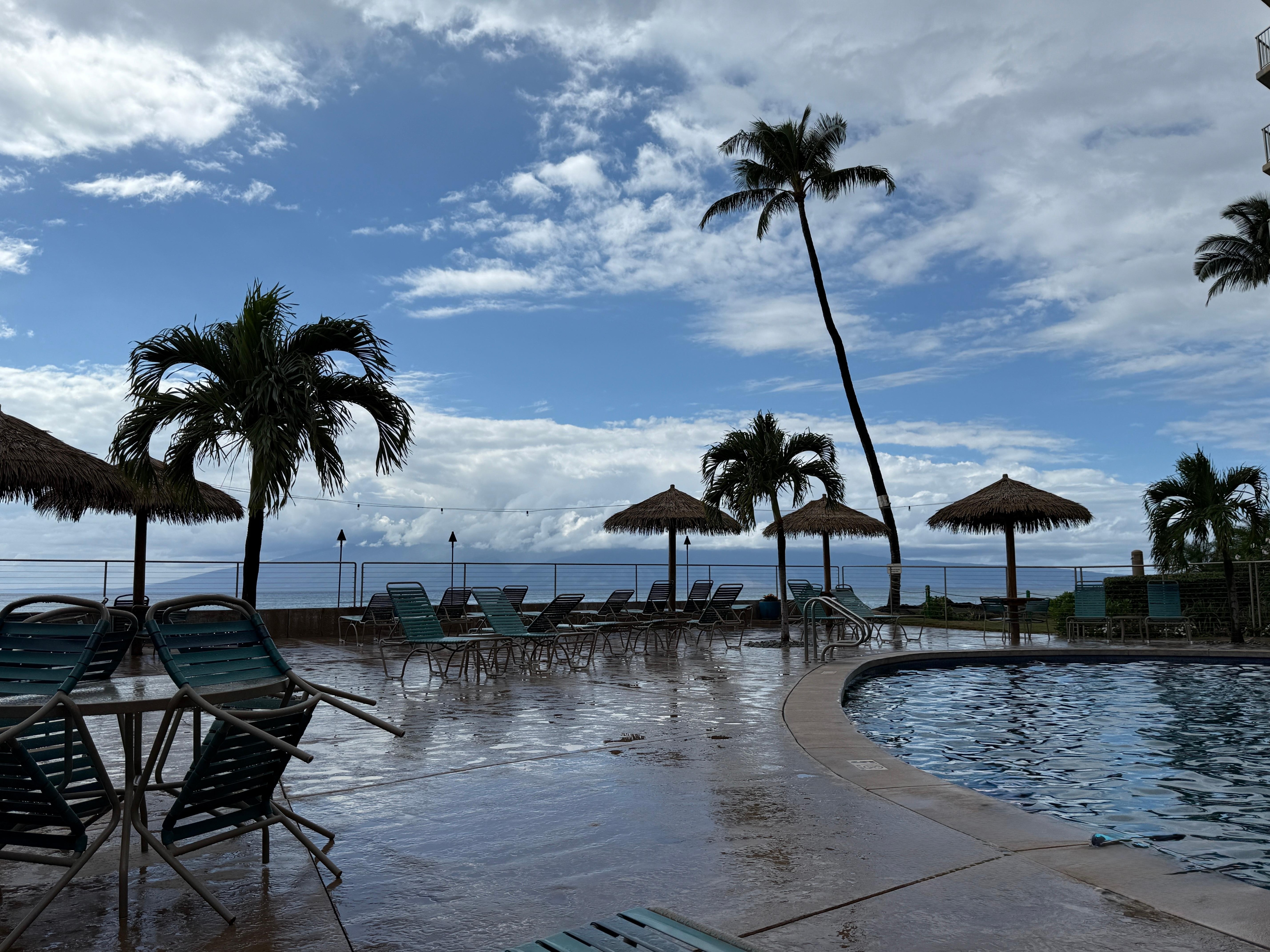 Short rainstorm at the pool