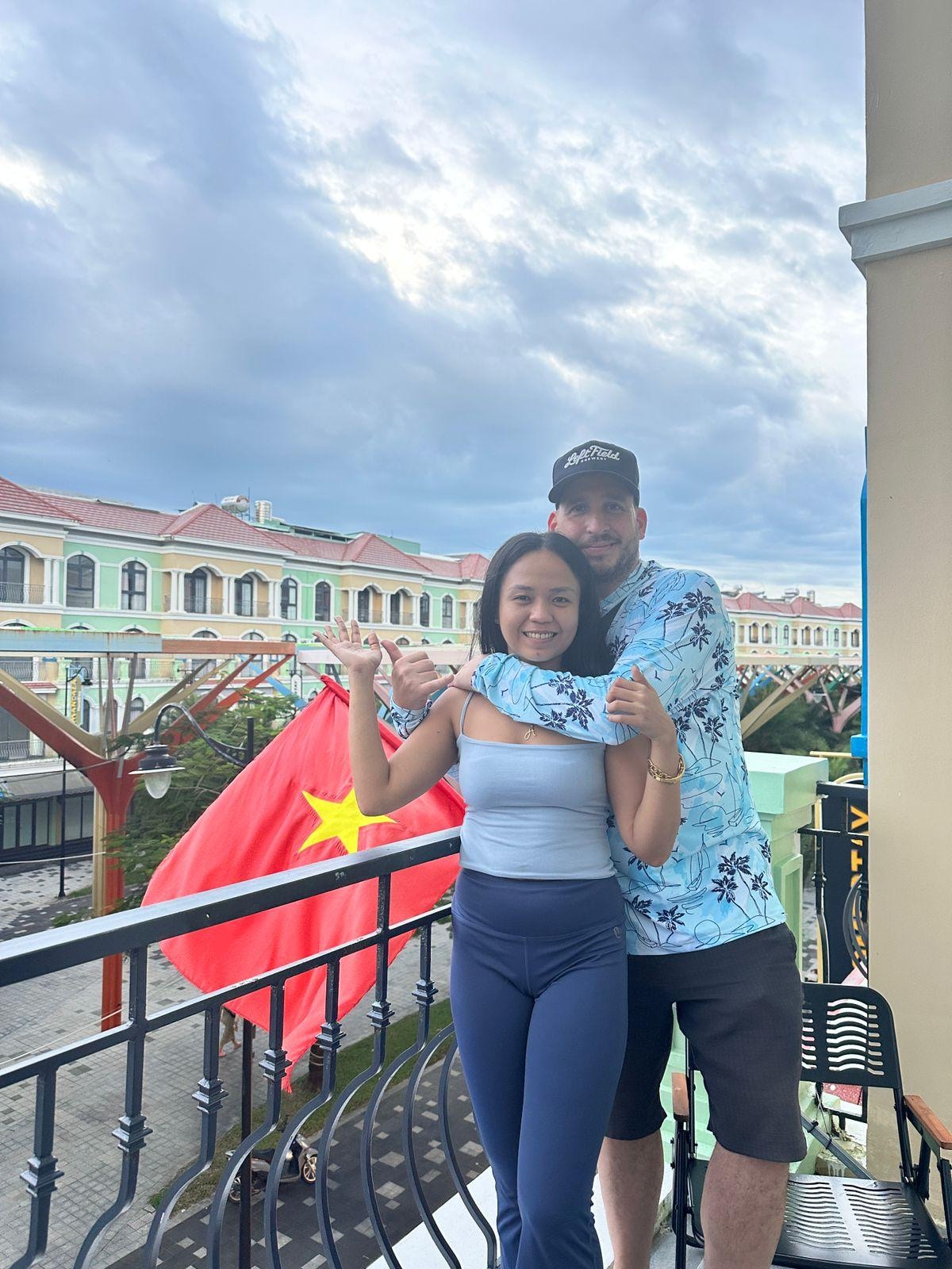 great view, steps from the beach 