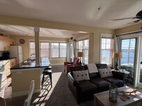 So much sunlight and those views!