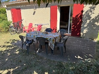 DrauĂen vor en FrĂŒhstĂŒck