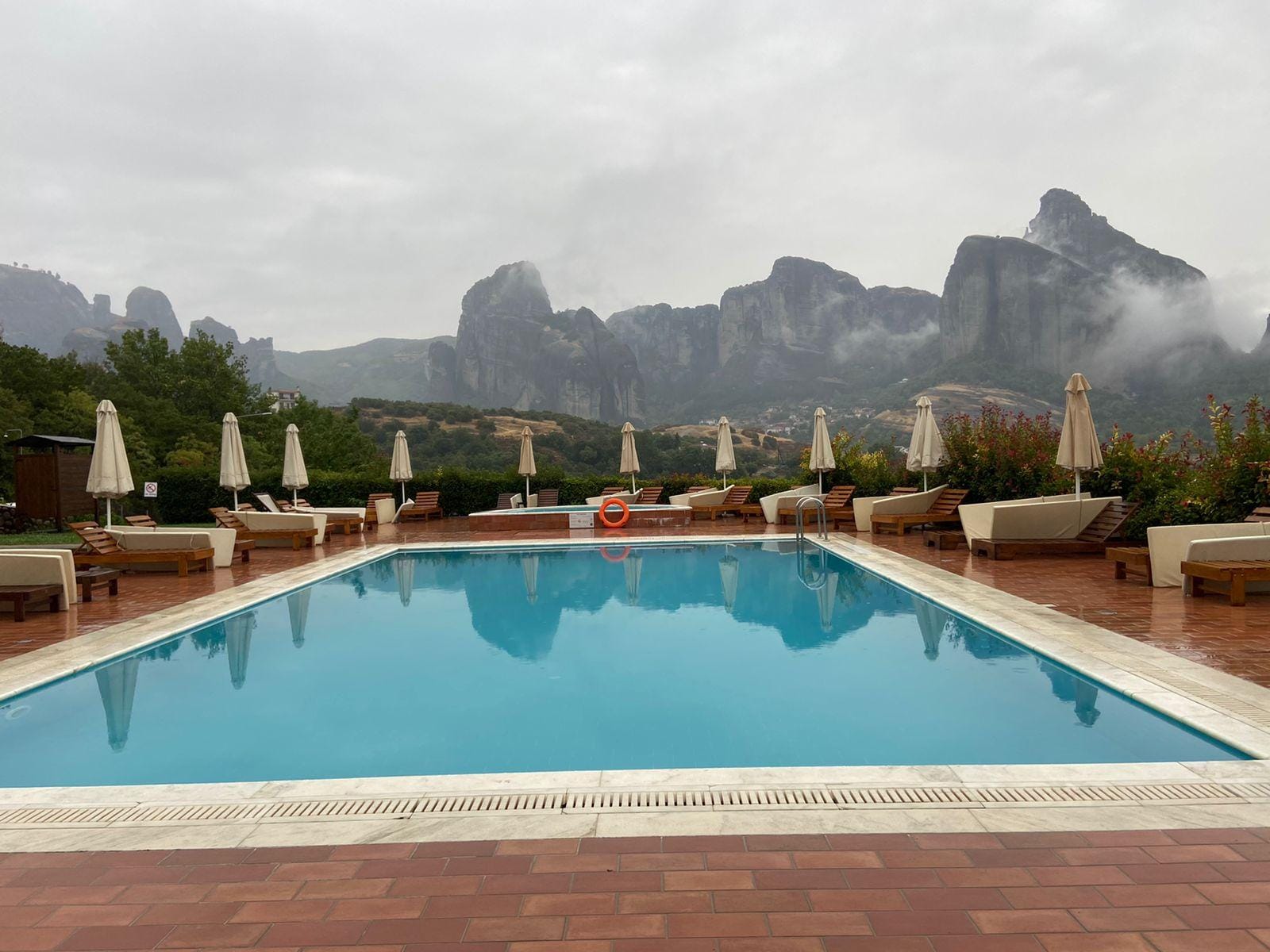 swimming pool