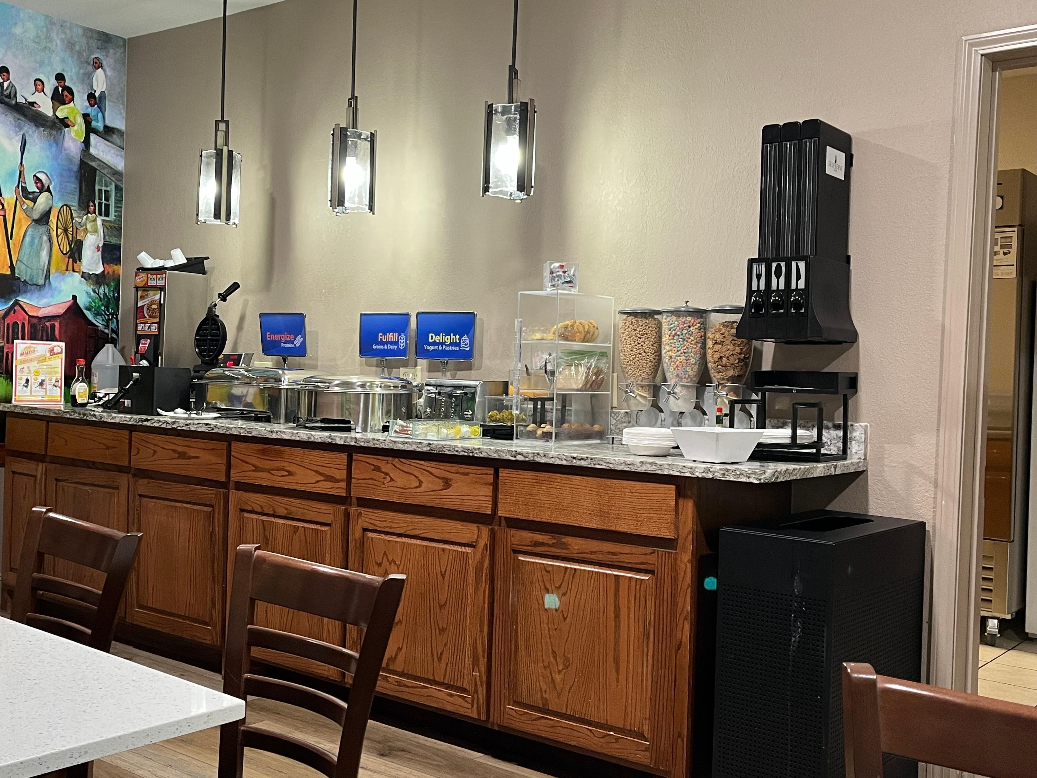 Breakfast area 