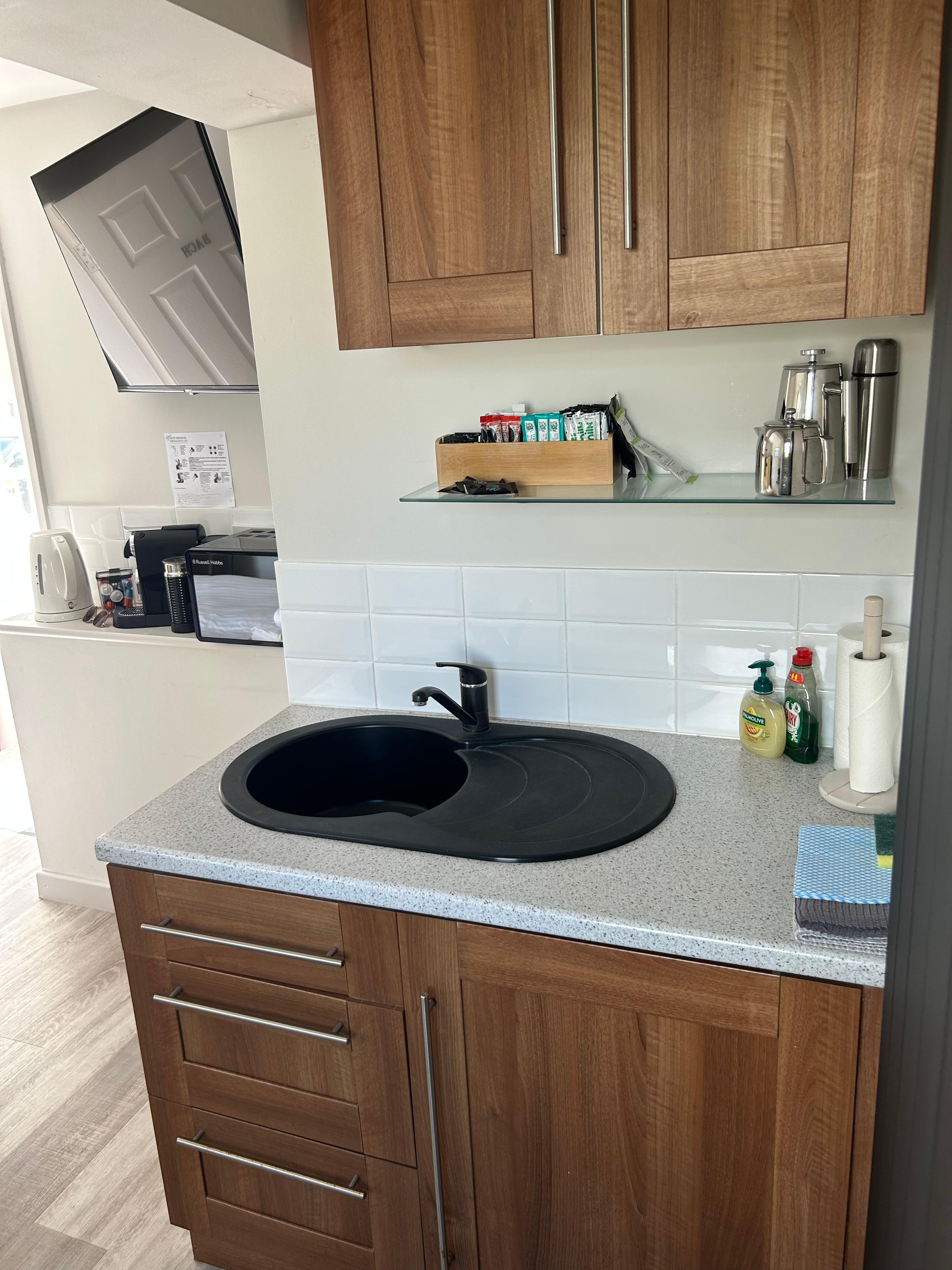 Mini kitchen 