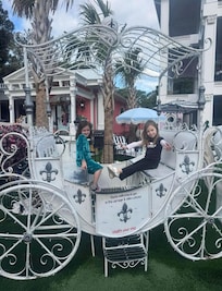 Photo-op at the Pink Palace