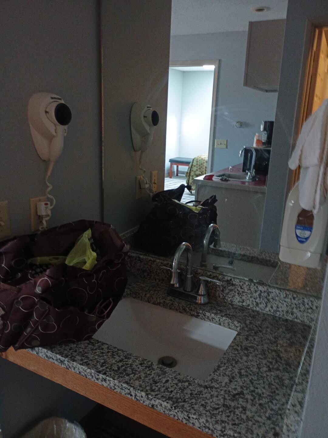 Sink area