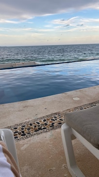 View looking over the infinity pool toward the Ocean