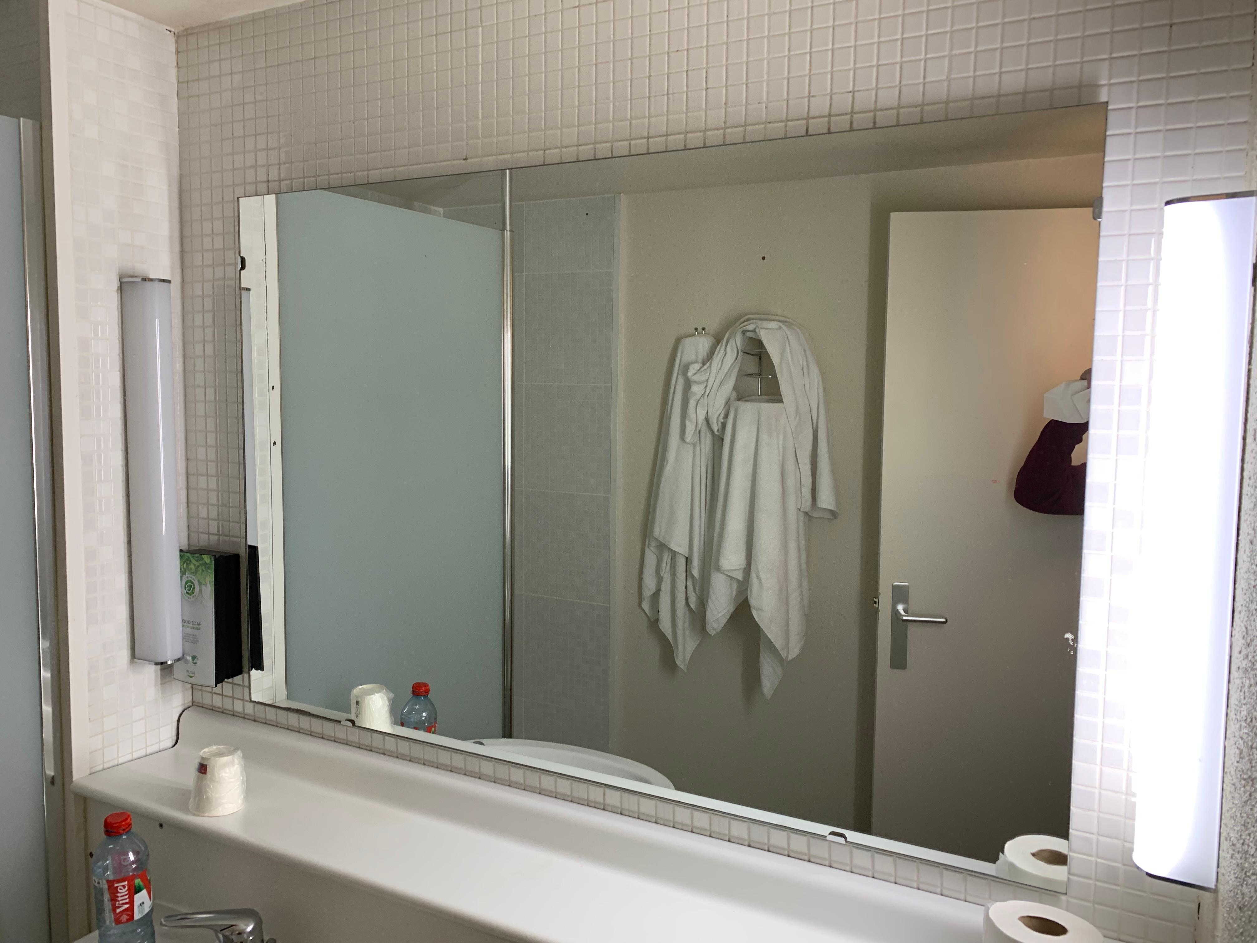 Une seule lampe eclaire