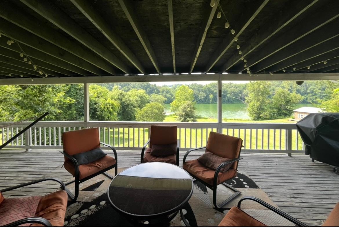 Beautiful back porch and view 