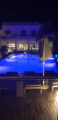 Pool abends!