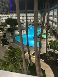 Great view and nice pool with Hot tub