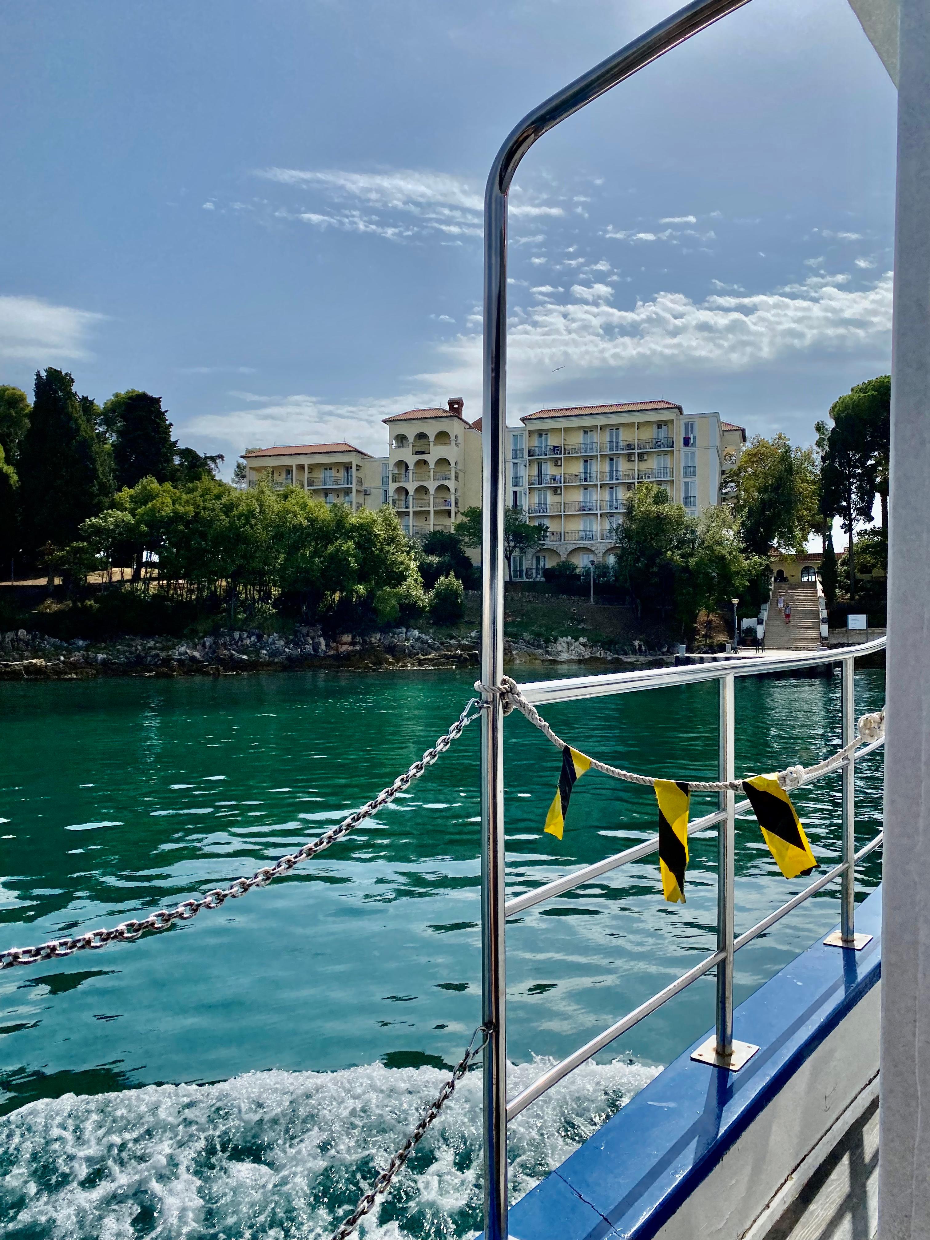 Überfahrt mit dem Boot zur Insel