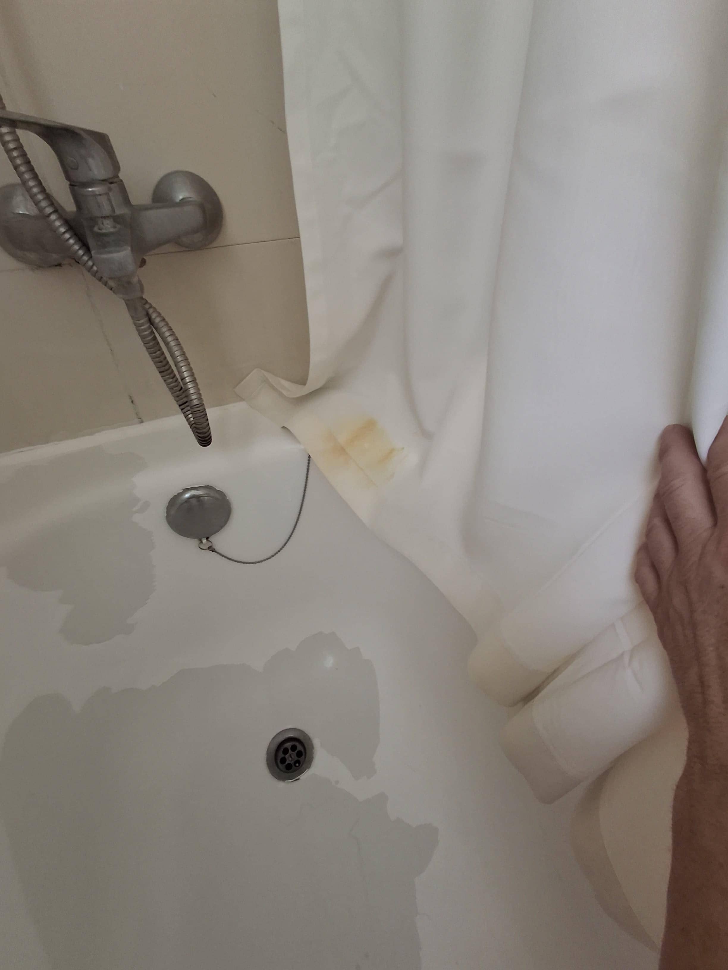 Curtains were dirty, so disgusting