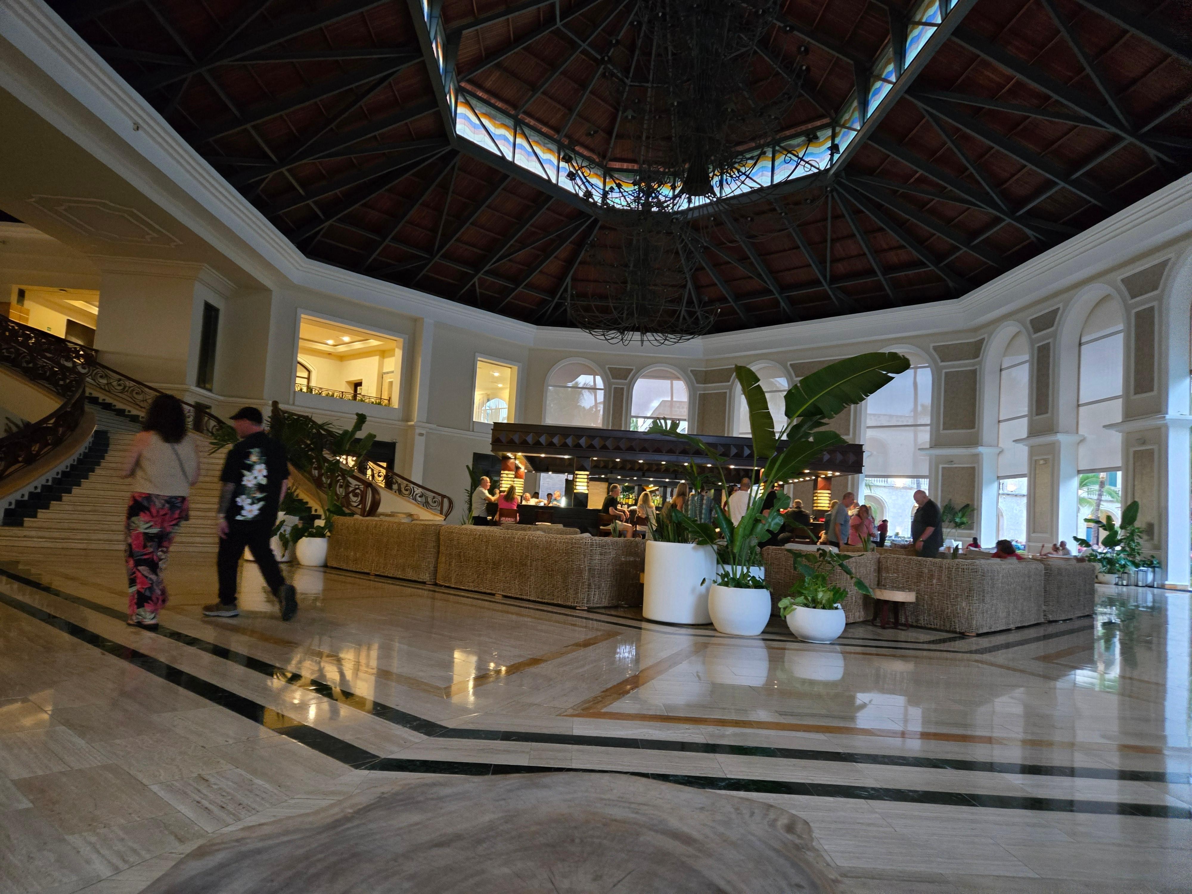 Downstairs Lobby area and bar