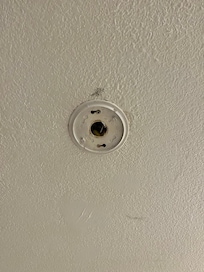 Ceiling where smoke detector belongs