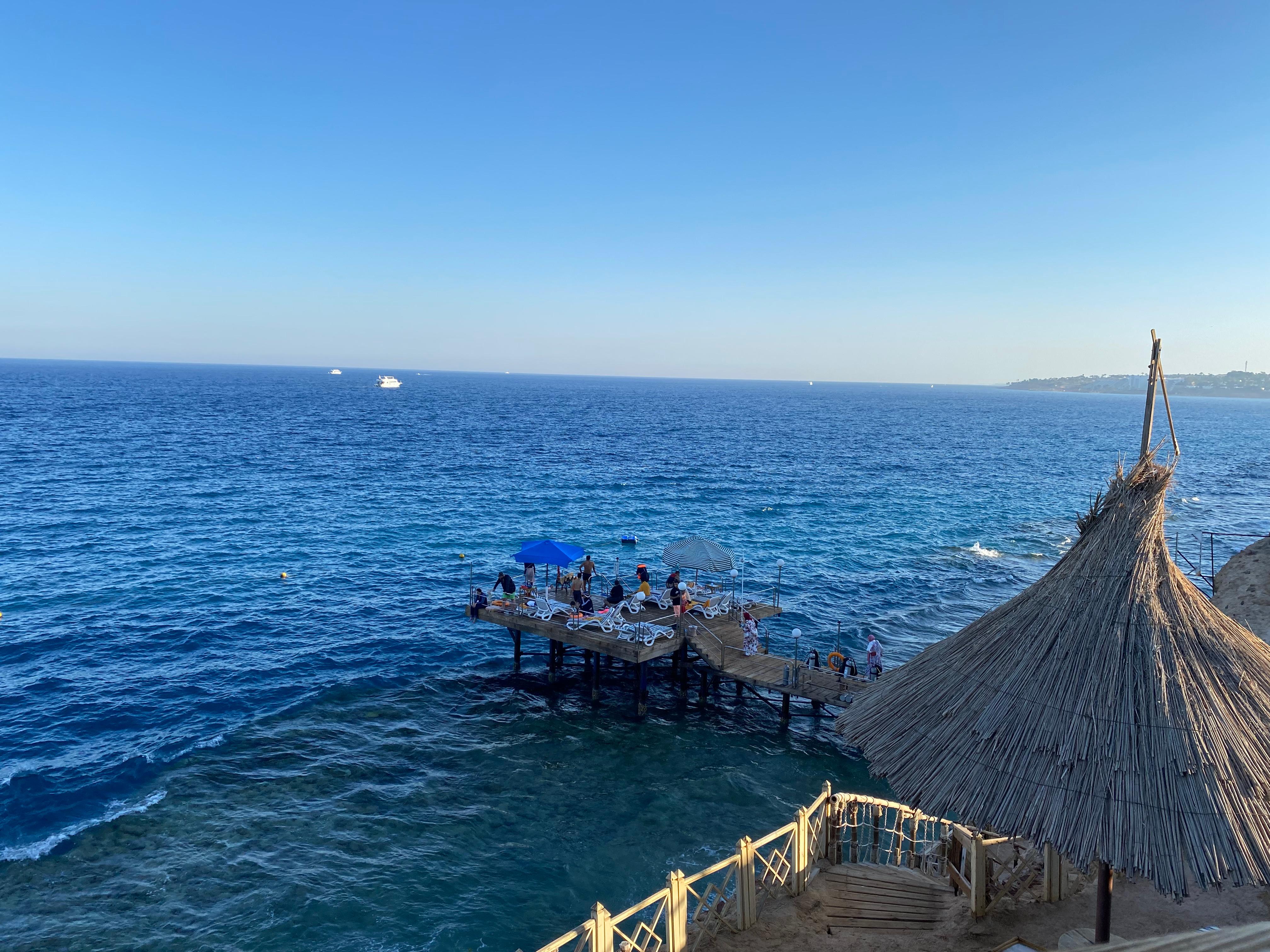 No beach, docks with stairs