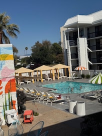 Pool was perfect and quiet. Towels were provided