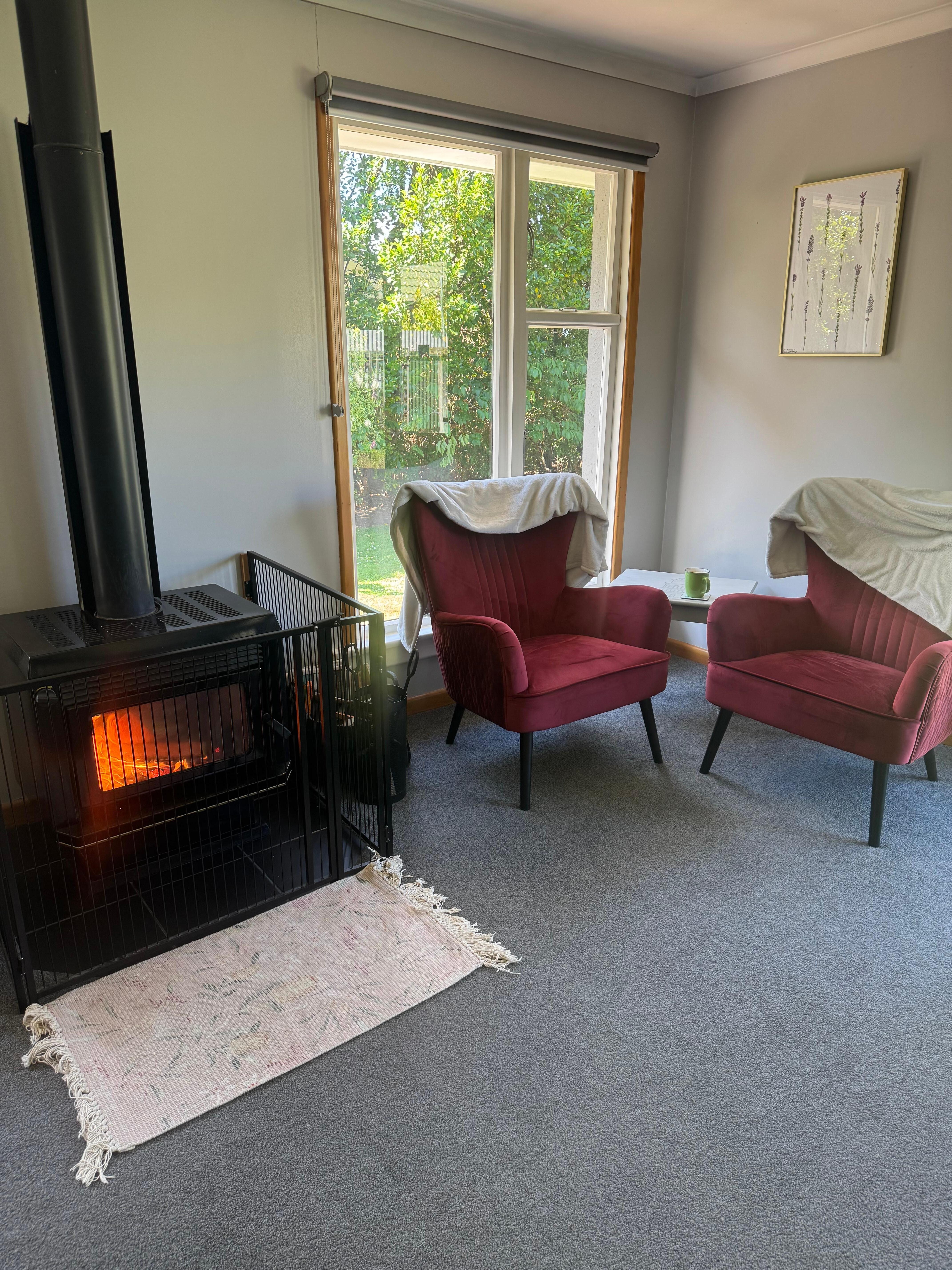 Arriving in Invercargill from Cairns, Australia was a bit of a temperature difference! The fire was enjoyed immensely. 