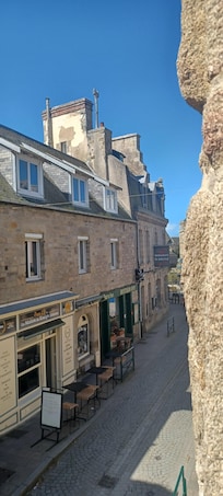 De la fenêtre du salon