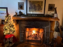 There was a little Christmas tree with the lights on when I arrived. So welcoming.