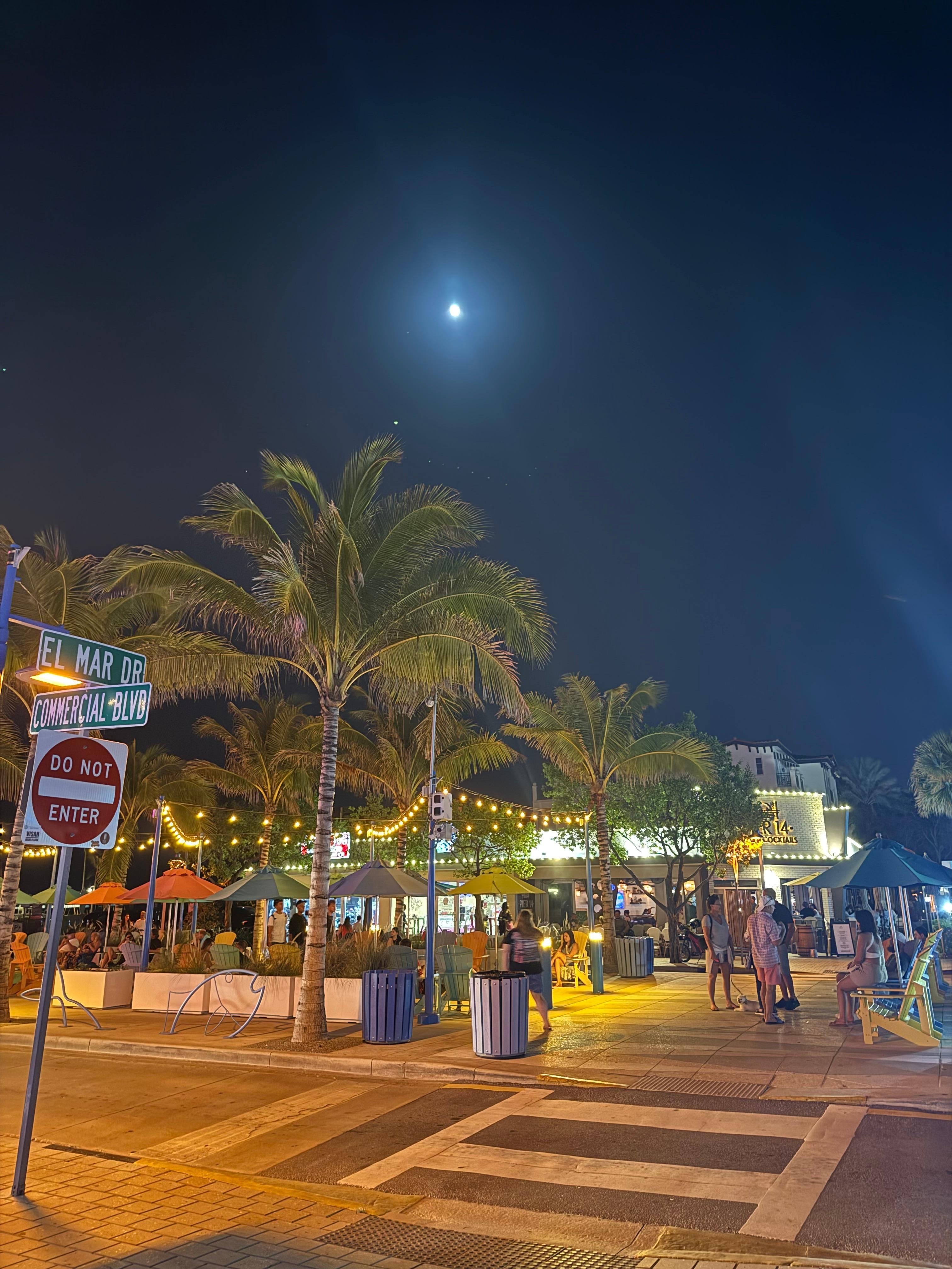 Shopping and restaurants