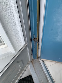 Door closure unit missing.