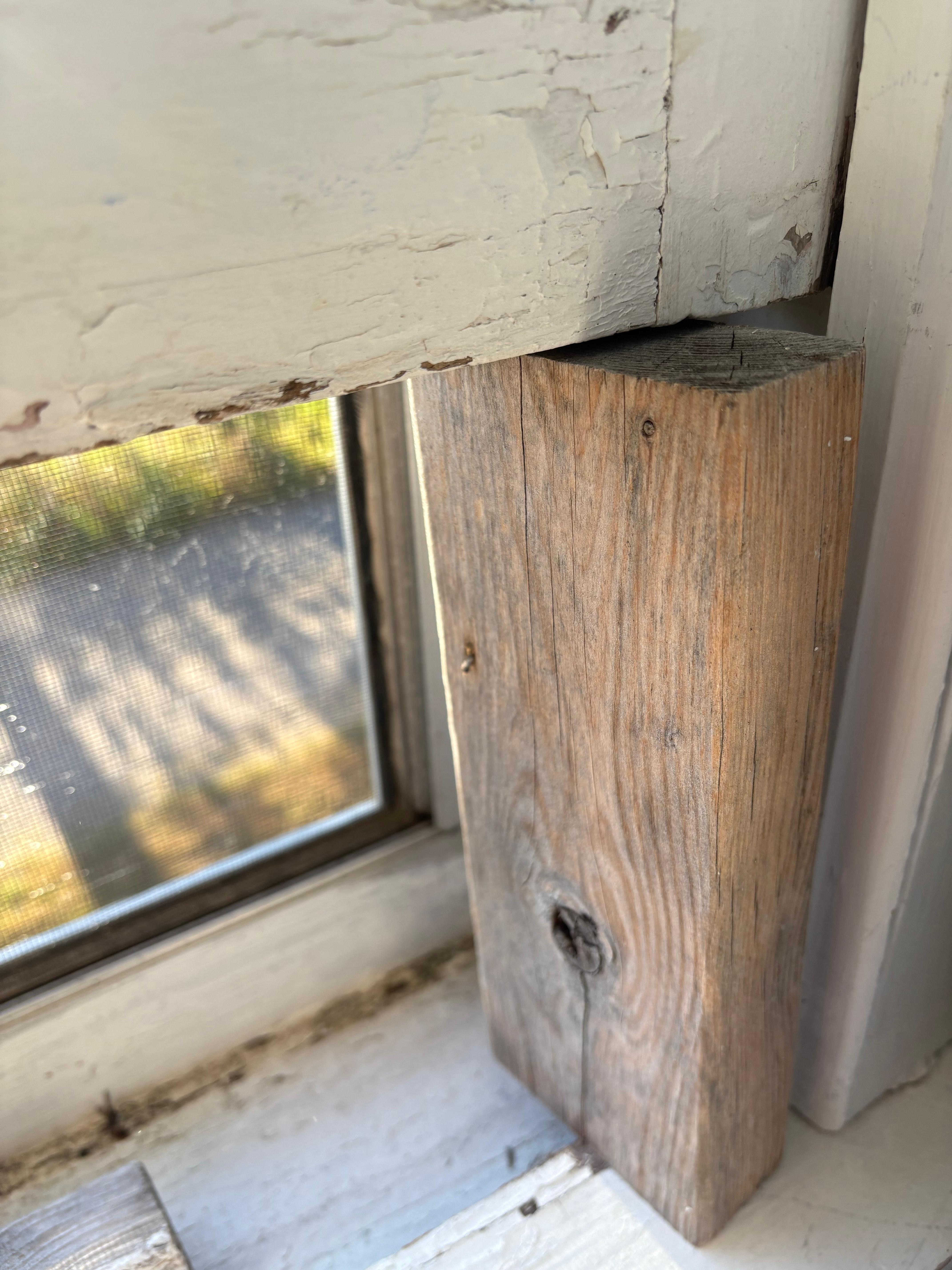 That’s how you keep dirty window opened in bedroom 