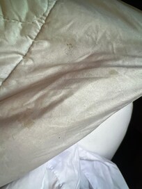 was told they are just stains đ€·ââïž