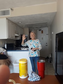 Friendly "Hello" from the kitenette!