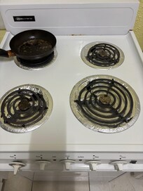 1970’s style cooker, some rings did warm up