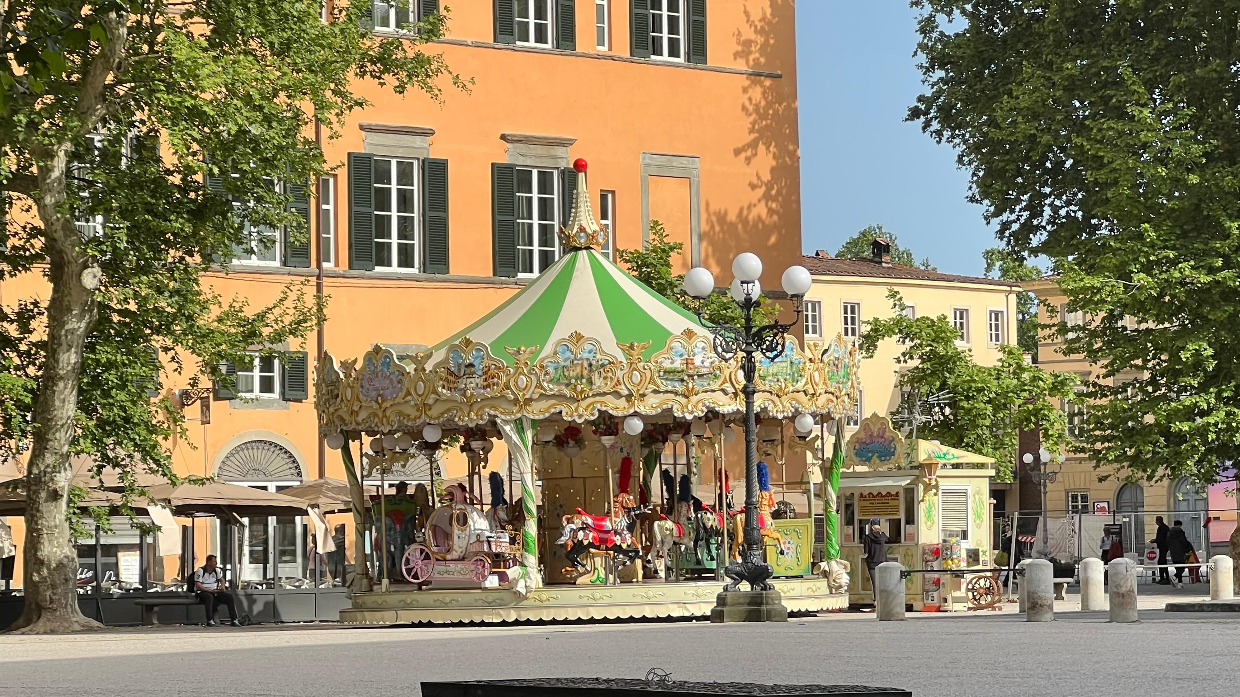 The carousel next to the hotel