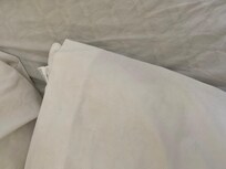 Dirty sheet/pillow case