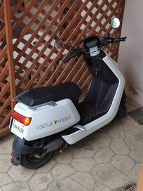 Electric silent scooters