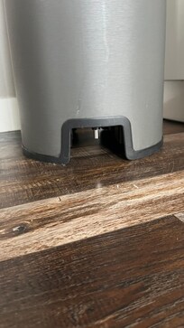 Trash can missing foot pedal