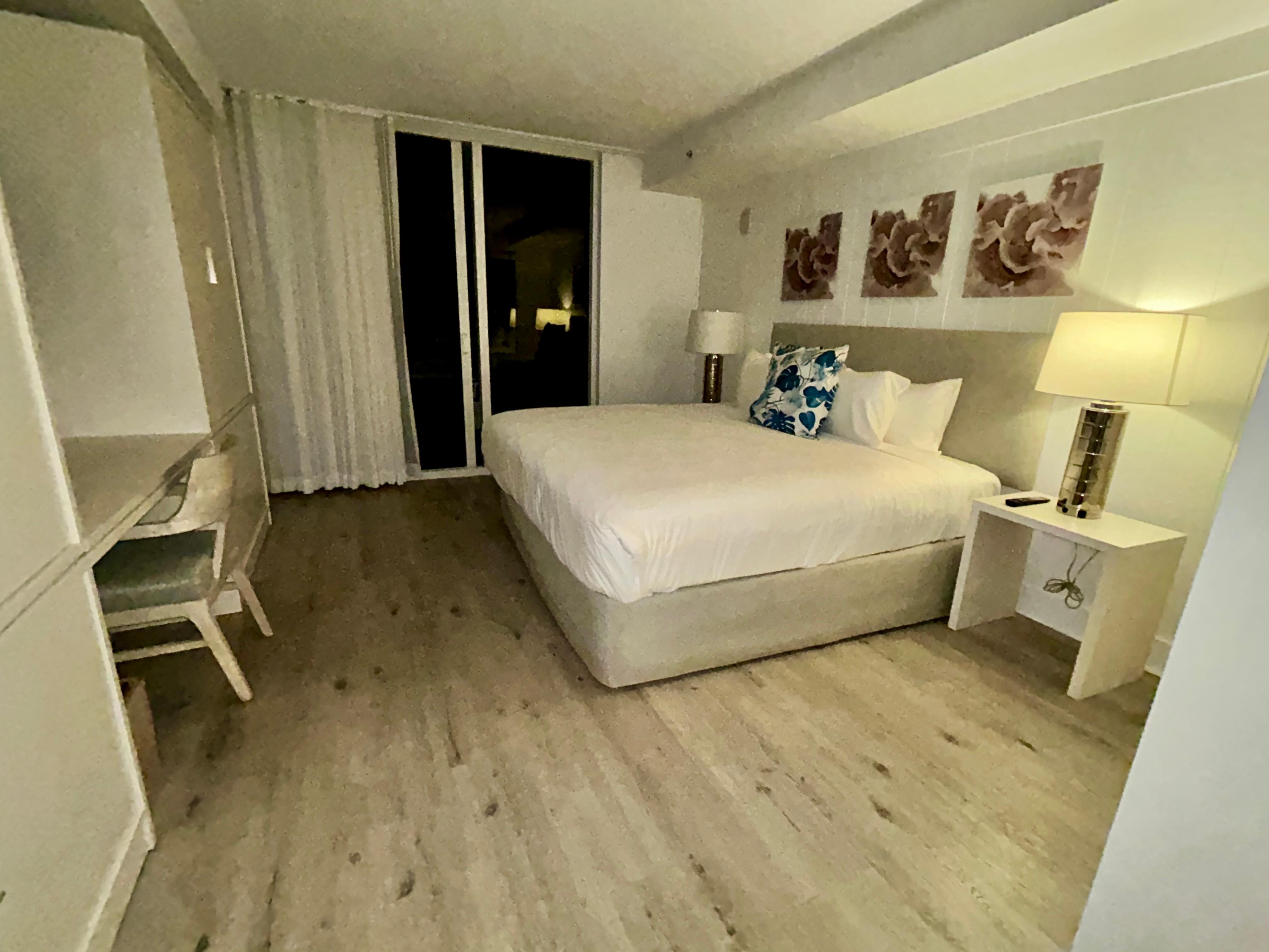 Suite with 2 bathrooms 