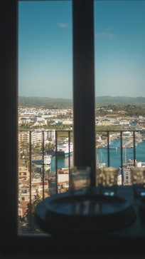 Blick aus dem Frühstücksraum Turm